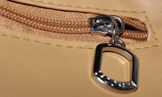 Czy zapinanie marynarki z kamizelka? Czy zapinanie marynarki z kamizelka?