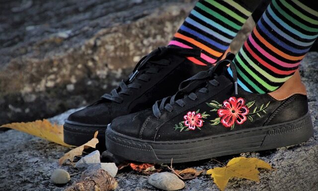 Jak zabezpieczyć sneakersy? Jak zabezpieczyć sneakersy?
