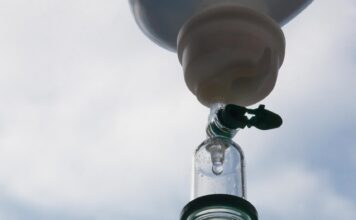 Kolor, dźwięk, tekstura – multisensoryczne podejście do projektowania oddziałów onkologicznych wyposażenie oddziału onkologicznego
